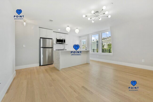 Foto del edificio - 226-228 Princeton St. Unit 4