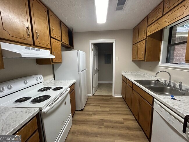 Building Photo - 115 Meadowbrook Ct