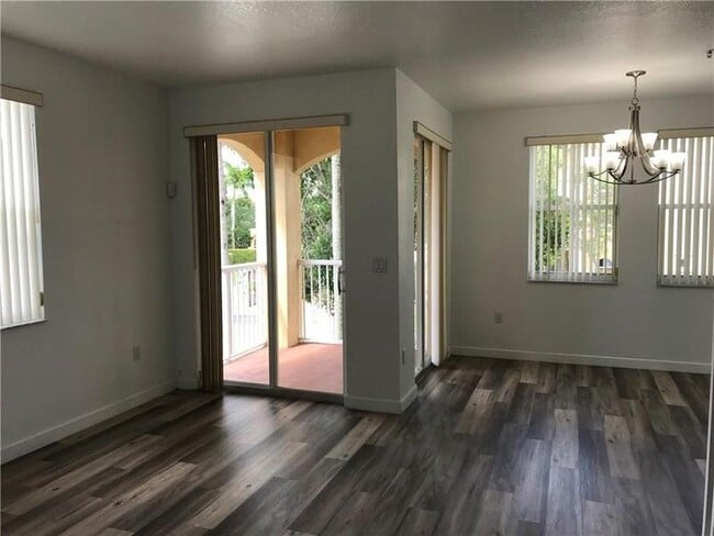 Building Photo - 4331 SW 160th Ave