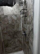 Building Photo - 5712 Arch St