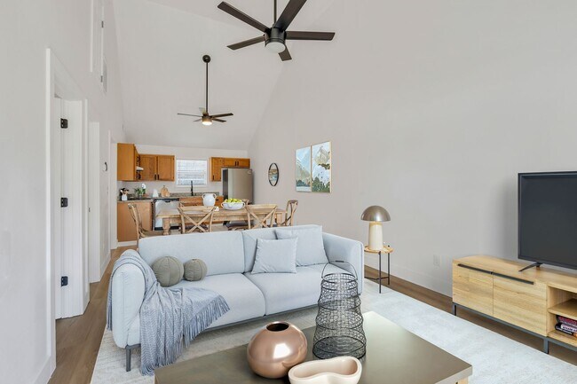 Foto del edificio - Fully Renovated Fairview Condo