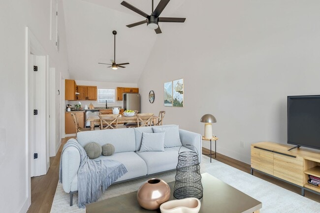 Building Photo - Fully Renovated Fairview Condo