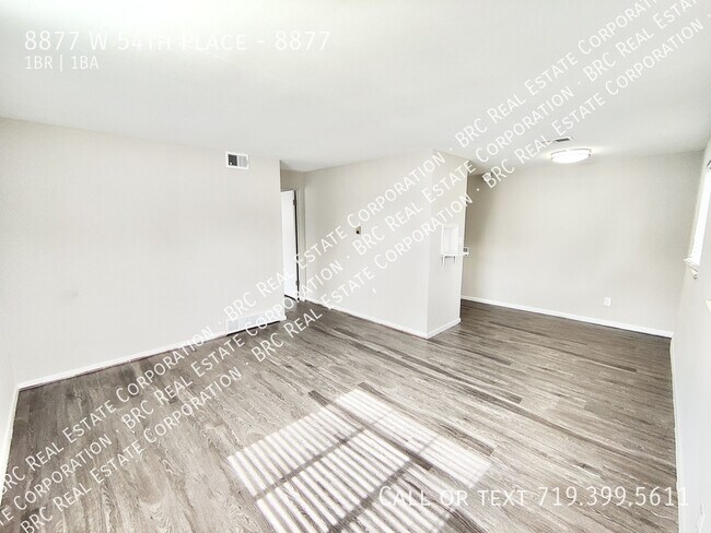 Foto del edificio - 8877 W 54th Pl