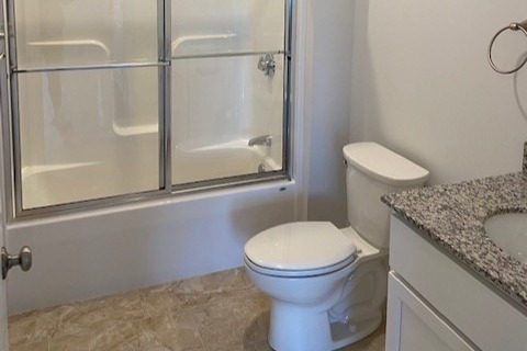 Main bath w/ custom door - 27 Water St