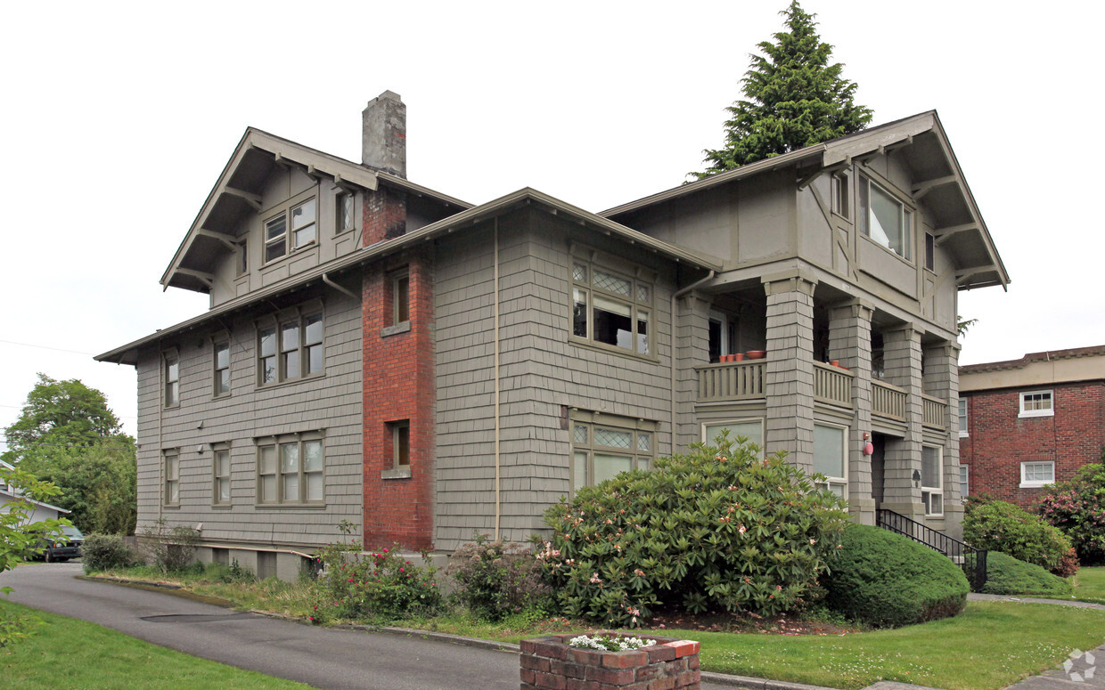 Building Photo - The Alberta Apartments