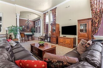 Building Photo - 3590 Lansing Loop