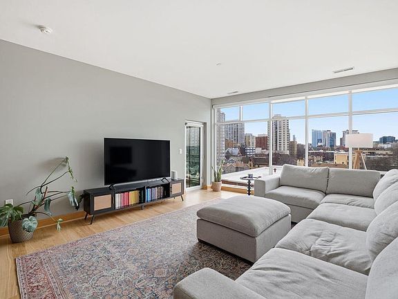 Foto del edificio - 1550 E Royall Pl