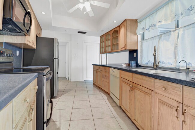 Foto del edificio - 1065 NW 5th St