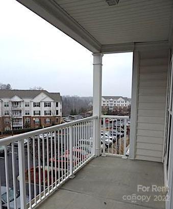 Building Photo - 14945 Santa Lucia Dr