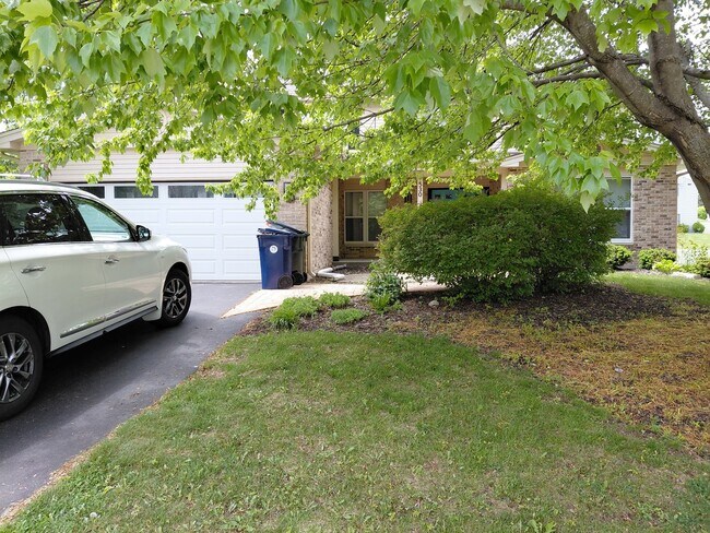Building Photo - 530 Eagle Ridge Ln