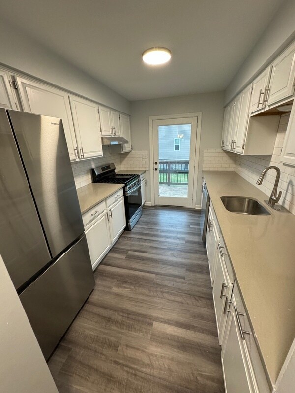 Building Photo - 232 Chesna Dr