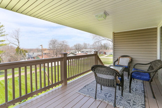 Building Photo - 1406 Edgefield Ln