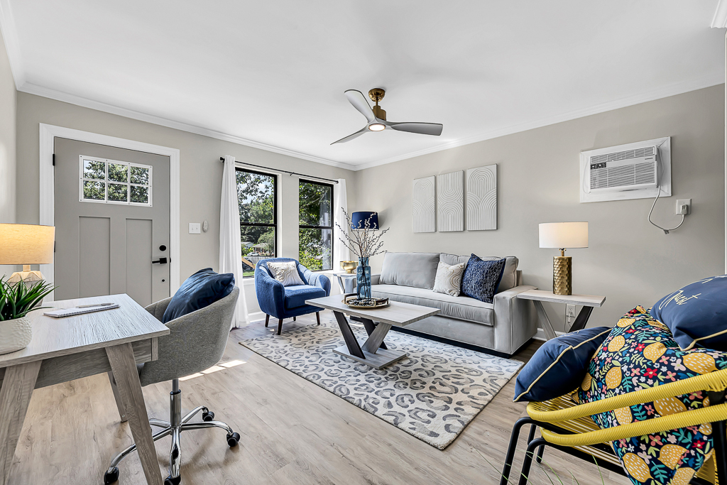 Foto principal - 703 Second St