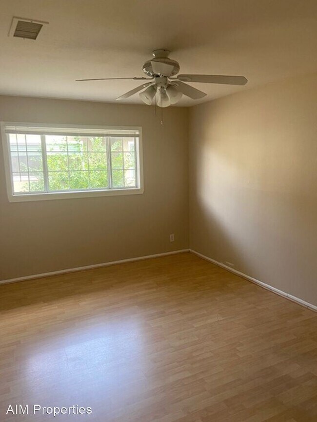 Building Photo - 4 br, 2 bath House - 115 East Wilson