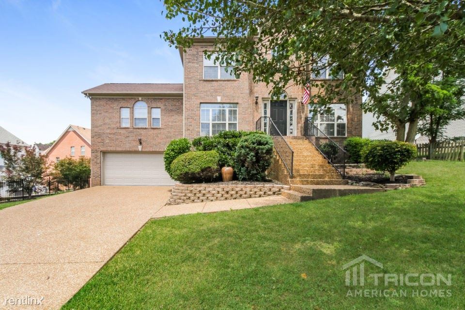 Primary Photo - 116 Rose Garden Ln