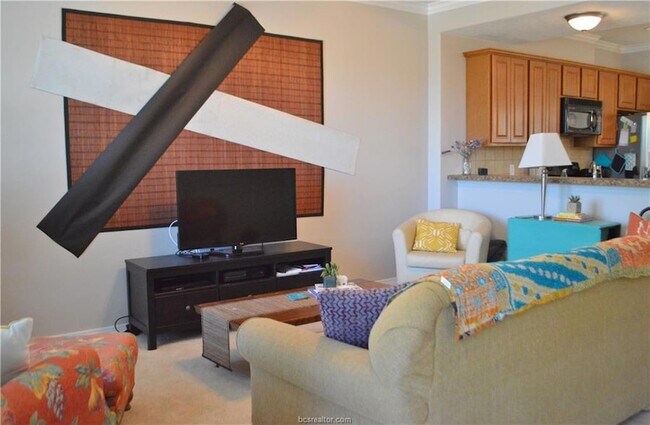 Foto del edificio - 1000 Spring Loop