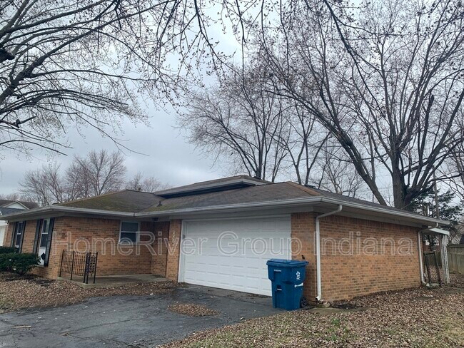 Building Photo - 2724 Constellation Dr
