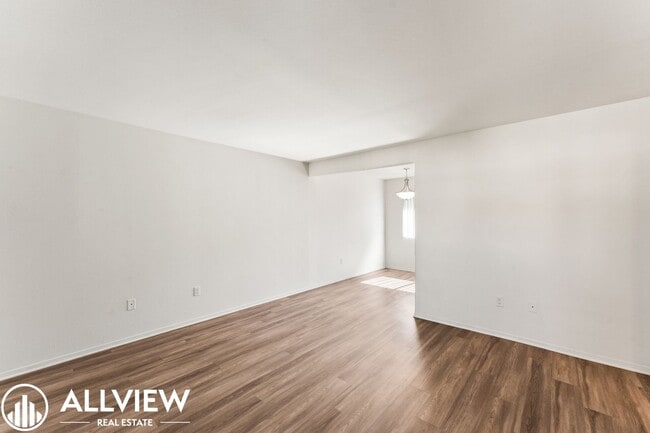 Foto del edificio - 17972 Baron Cir