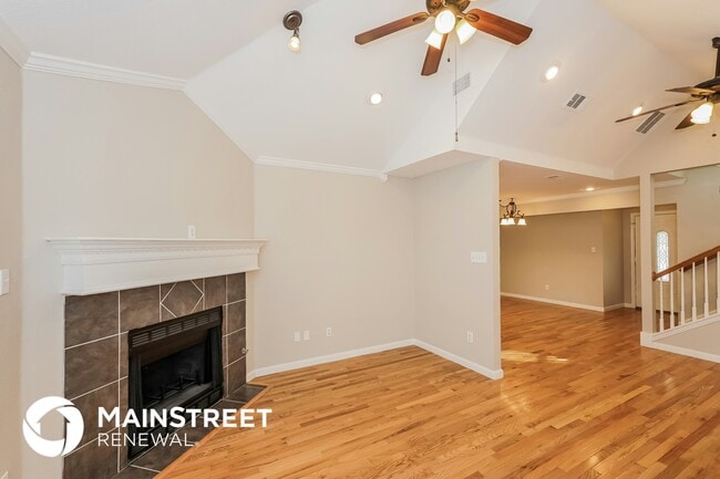 Building Photo - 3020 Laurel Creek Dr