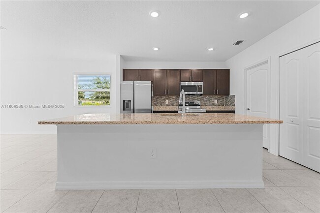 Foto del edificio - 4226 SW Earnest St