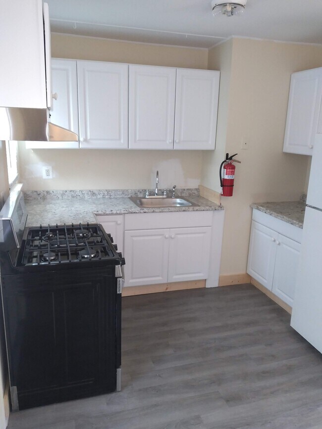 41 Old Salem Rd, Woodstown, NJ 08098 House Rental in Woodstown, NJ