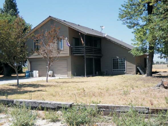 5876 W Floral - West Floral Ave Ranches