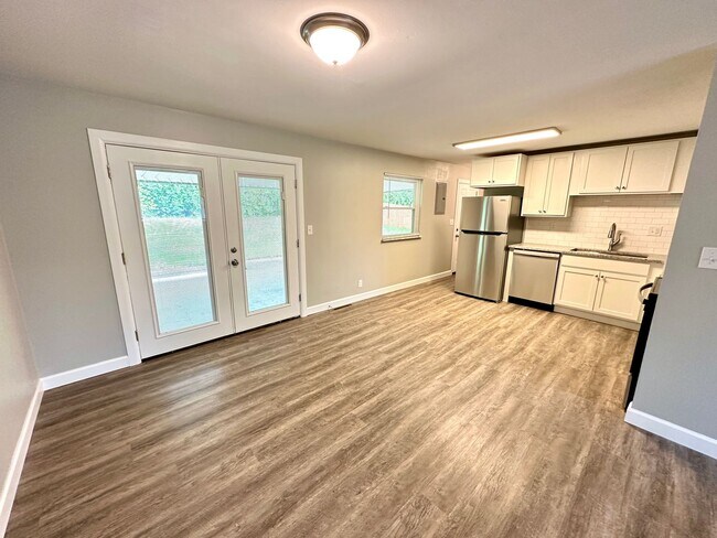Foto del edificio - 2274 Broadmoor Dr
