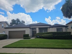 Building Photo - 350 Lake Amberleigh Dr