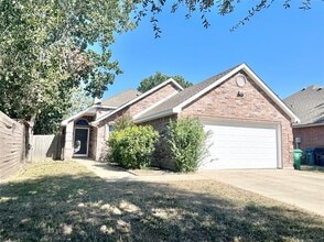 Building Photo - 2805 Malli Ct
