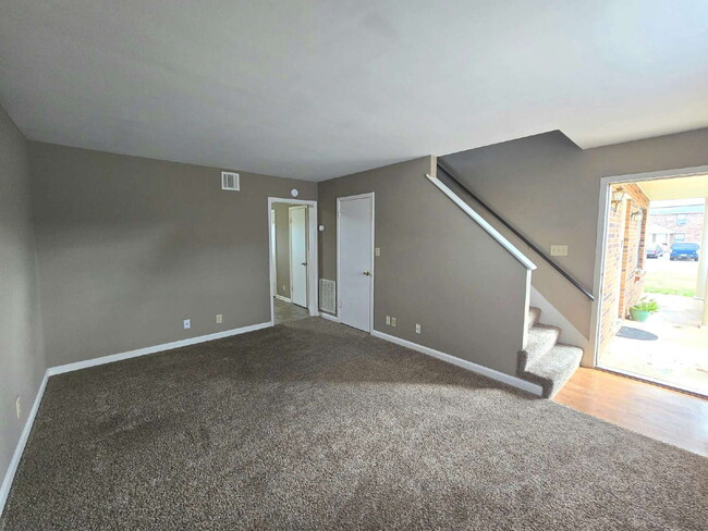 Building Photo - 291 Northridge Dr