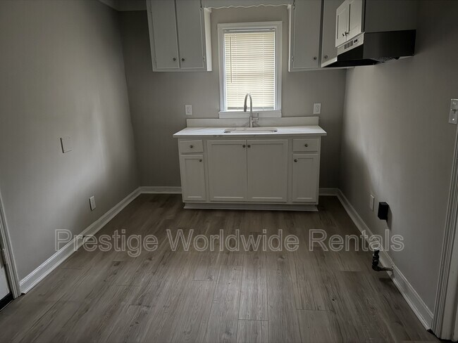 Foto del edificio - 2708 Lumpkin Ct