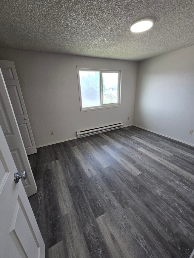 Building Photo - 817 Northview Cir