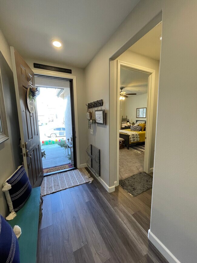 Building Photo - 3614 Twinberry Ln