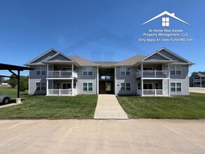 Building Photo - 301 E St Eunice Rd