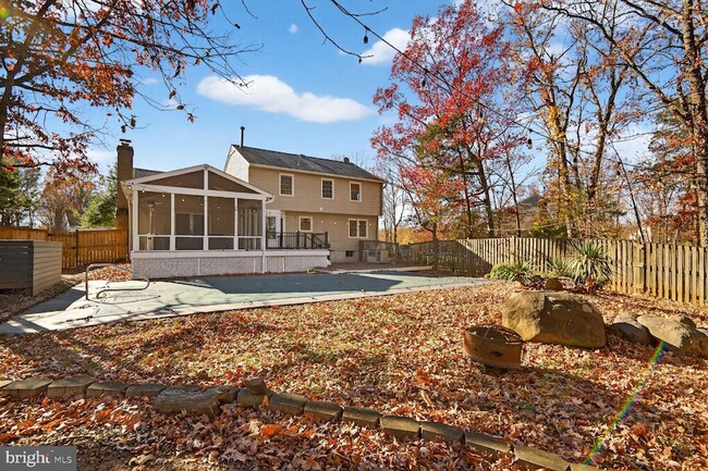 Foto del edificio - 14982 Gold Post Ct