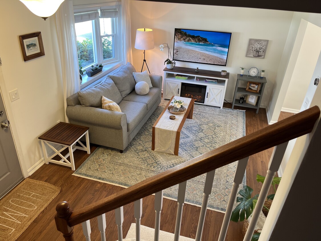 Foto principal - 47 Birchwood Dr