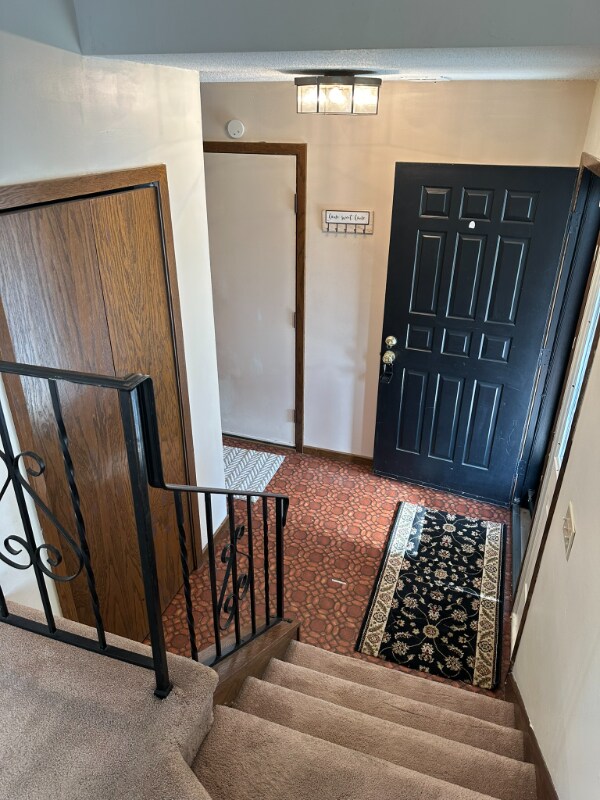Building Photo - 8824 N Brook Cir