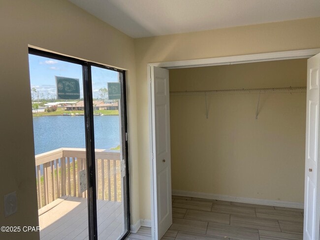 Foto del edificio - 113 Marin Dr