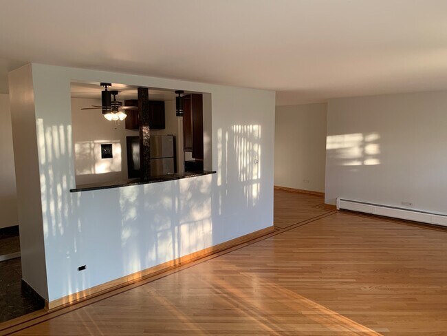 Building Photo - 9009 Golf Rd