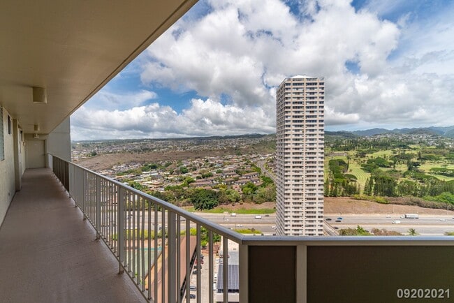 Photo - 2 Bed 2 Bath 2 Parking IN PEARL CITY House