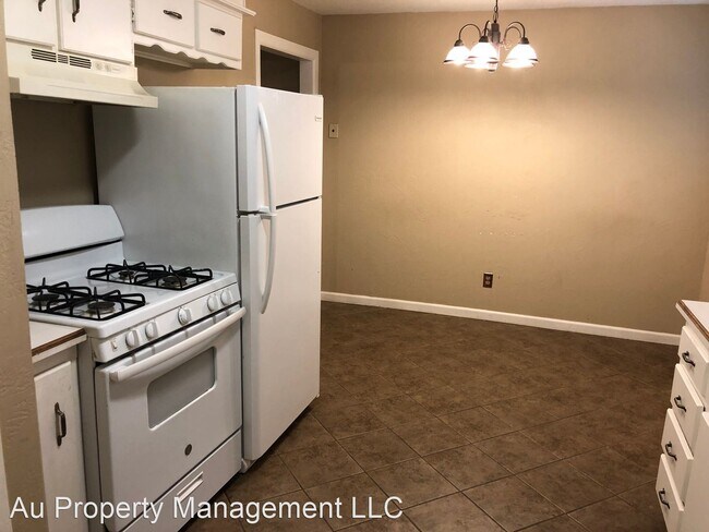 Foto del edificio - 3 br, 2 bath House - 1018 HOLLY LN