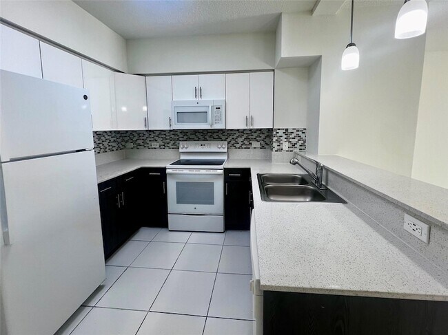 Foto del edificio - 2601 NW 16th St Rd