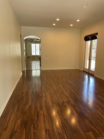 Building Photo - 1298 Mariposa Rd