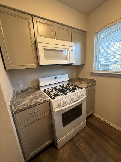 Building Photo - 5904 Emerald Forest Dr