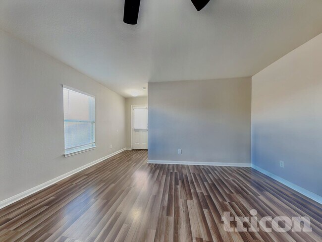 Building Photo - 1405 Breanna Ln