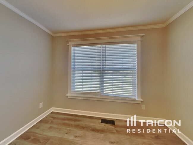 Building Photo - 312 W Winterberry Trail