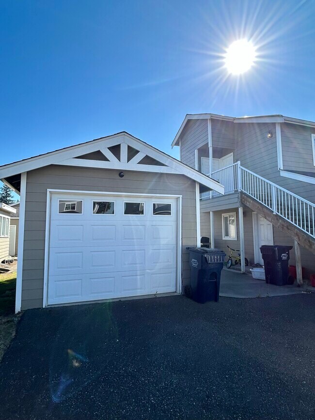 Building Photo - 310 Nooksack Ave