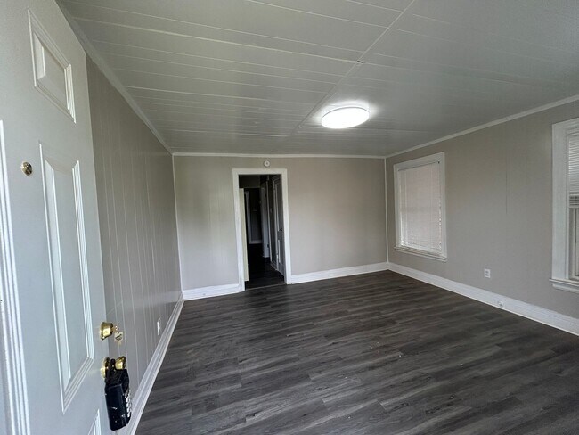 Foto del edificio - BHI-2942 S 7th &amp; 625 Larkin
