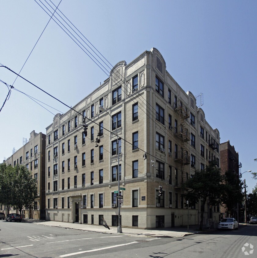 264 UNIDADES E 199th ¡St - 264 E 199th St