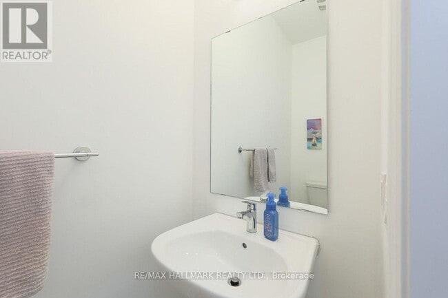Building Photo - 1090 Lockie Dr
